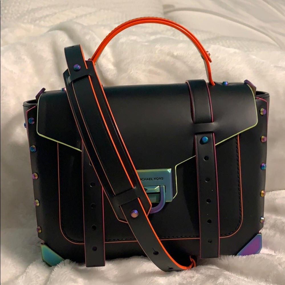 Manhattan MK Satchel